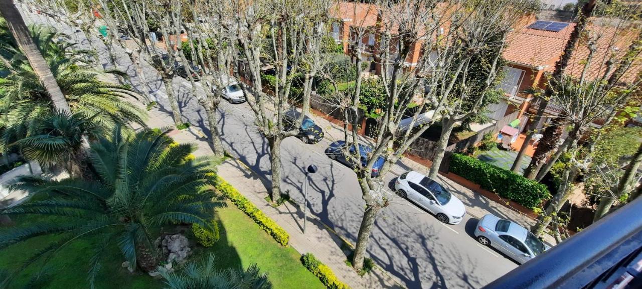 Bright Apartment Near The Beach And Barcelona By Train Masnou Luaran gambar